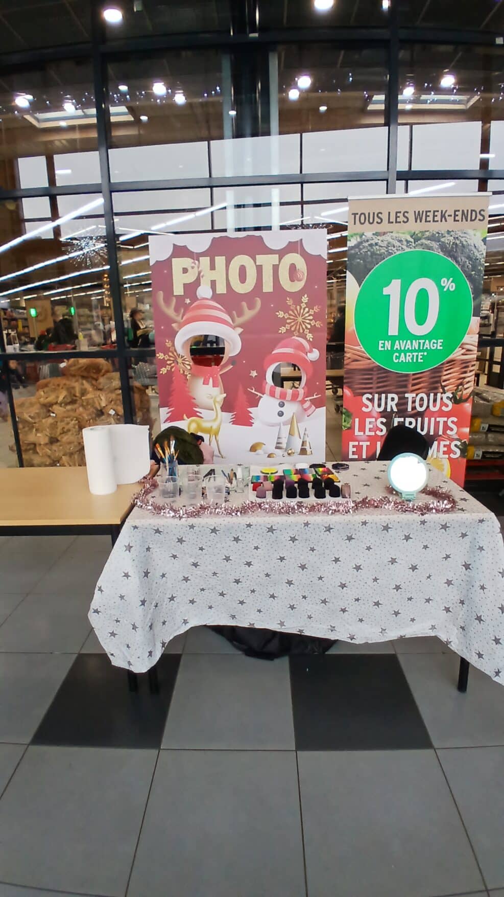 Stand maquilleuse enfants